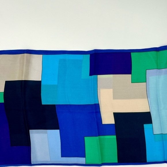 NWOT vintage Oscar de la Renta geometric silk scarf - Picture 4 of 8